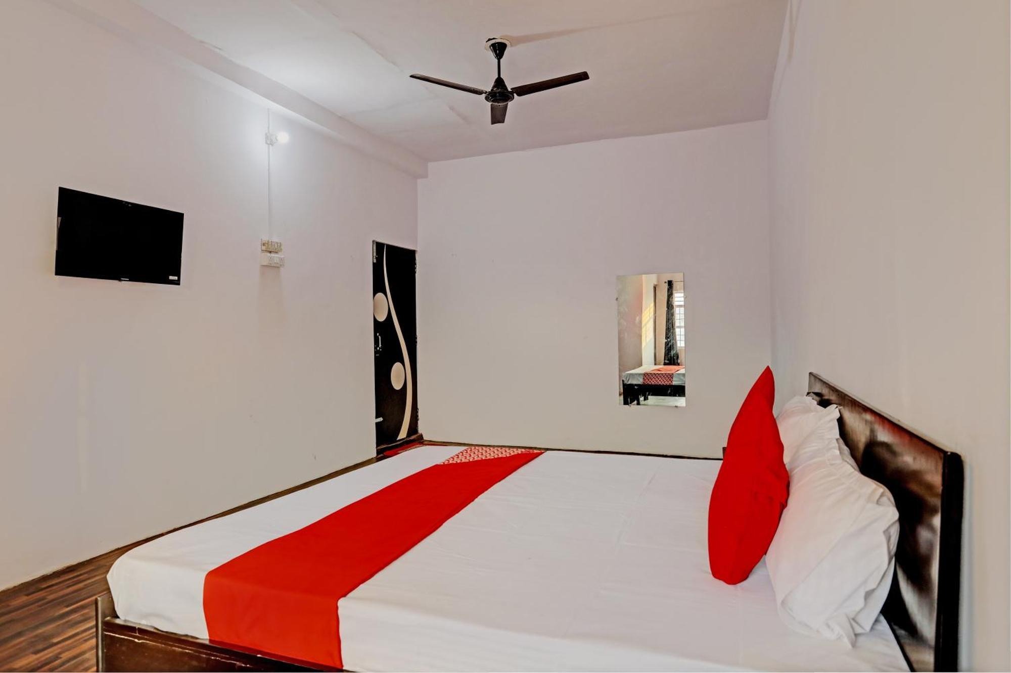 Hotel O Samrat Ghaziabad Eksteriør billede